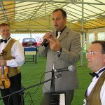 Na akcii C00P Jednota Slovensko roztlieskali prítomných Páni Bratia - Robo Puškár a Peter Ninaj. 27.5.2008